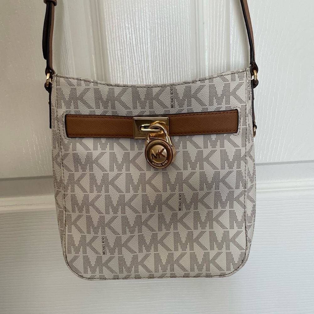 michael kors crossbody purse